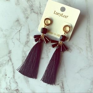 💙Black and gold tassel earrings